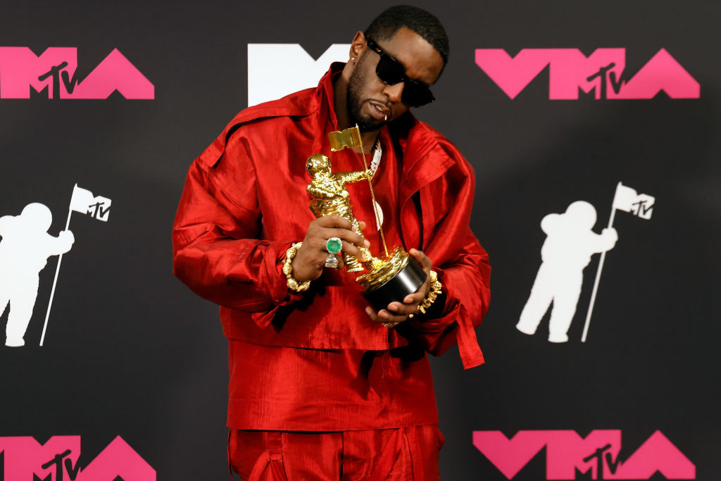 Lo que sabemos sobre el arresto y las acusaciones oficiales de P Diddy