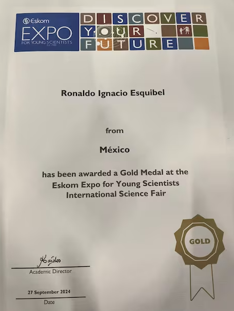 Ronaldo Ignacio Esquivel, el joven mexicano de Bachilleres que ganó oro en Expo mundial de Ciencia