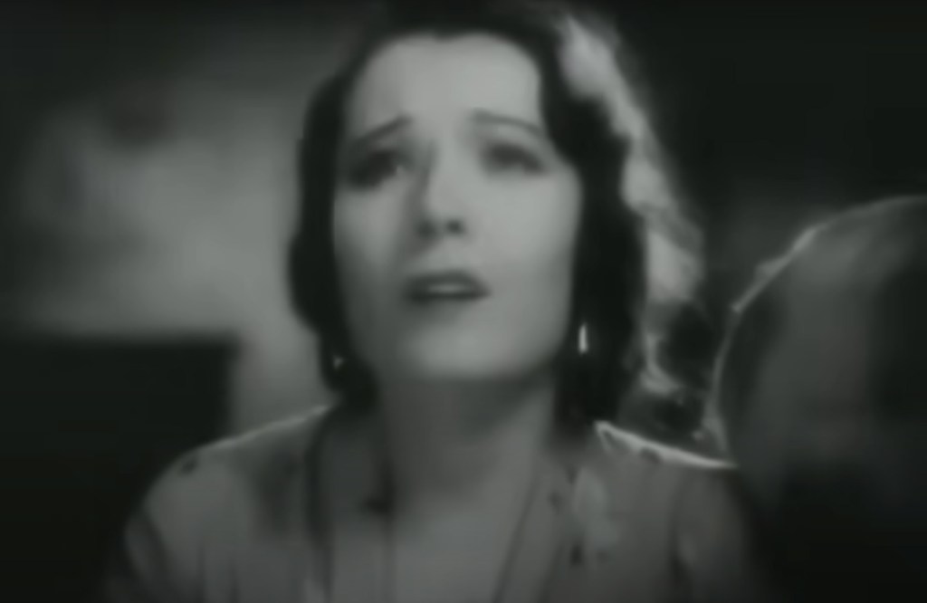 Lupita Tovar como Santa en 1932