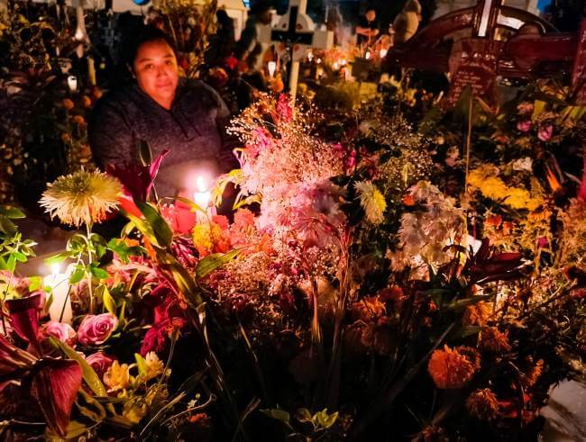 Colección de asombrosas ofrendas en Mixquic