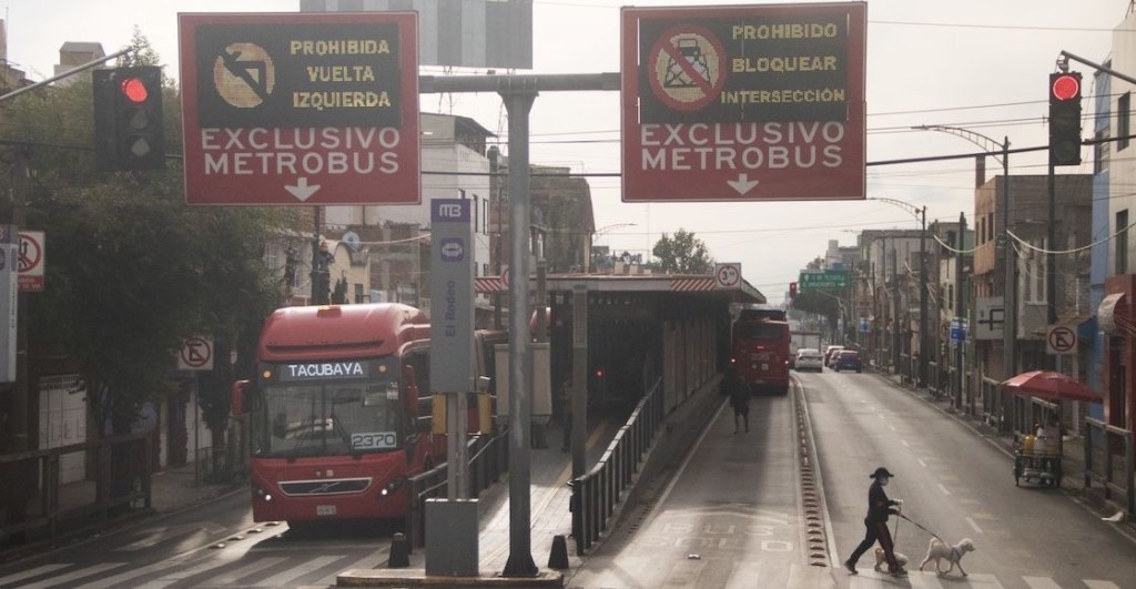 como llegar al corona capital 2024 rutas transporte publica metrobus