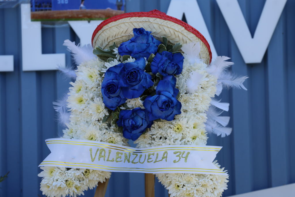 El homenaje de Dodgers a Fernando Valenzuela en el Juego 1 de la Serie Mundial 2024