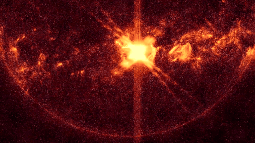 La espectacular explosión y llamarada solar captada por la NASA en video