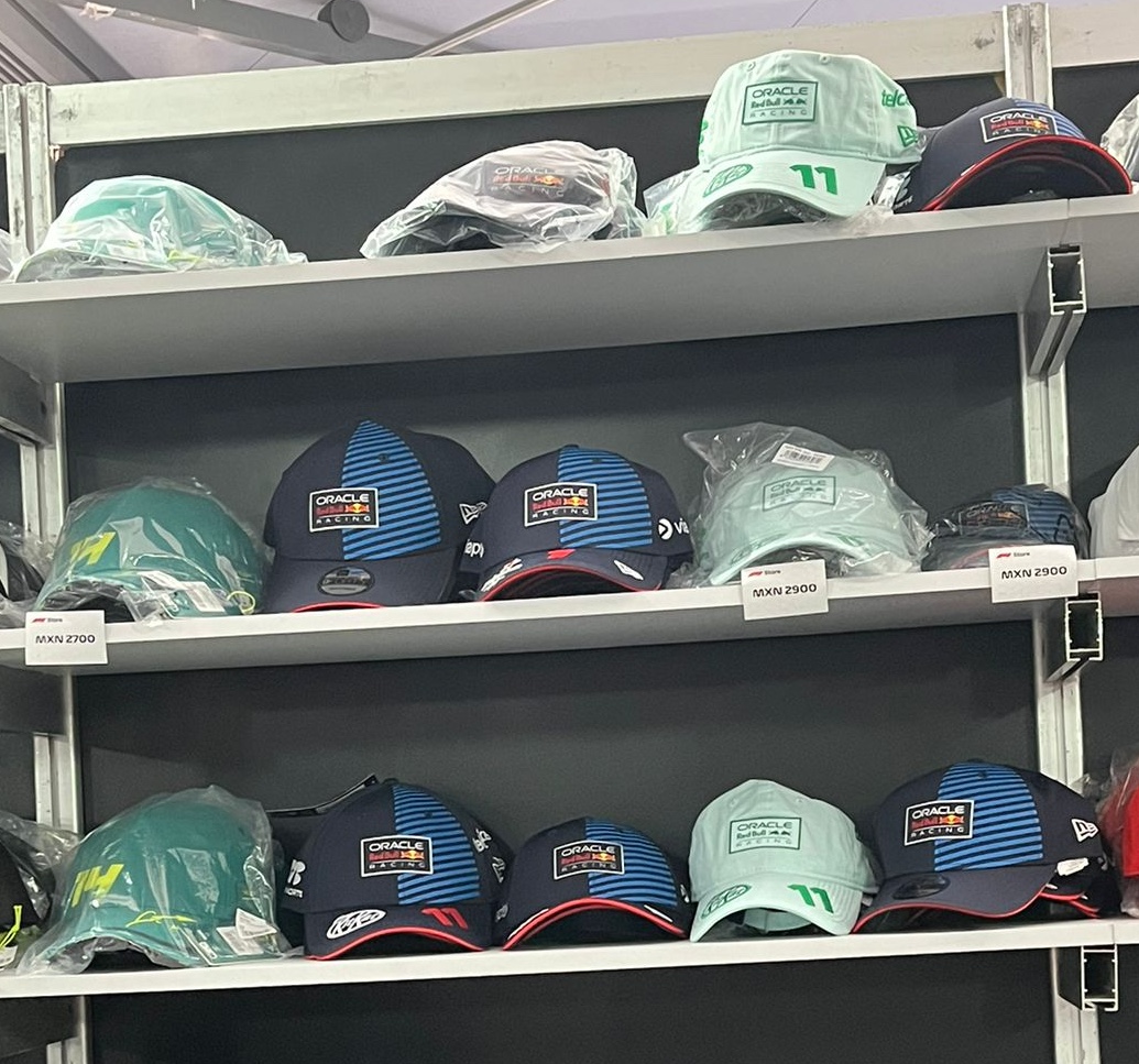 Gorras de Checo