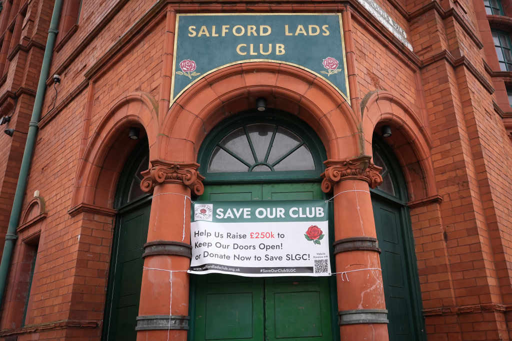 Morrissey dona 50 mil libras para salvar el 'Salford Lads Club' en Manchester