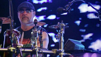 Profesionalismo nivel: Baterista de Primus renuncia a la banda a través de un correo electrónico