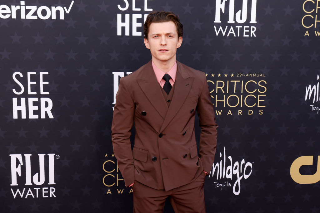 Tom Holland cuenta cómo Robert Downey Jr. lo ayudó en su primera aparición como Spider-man