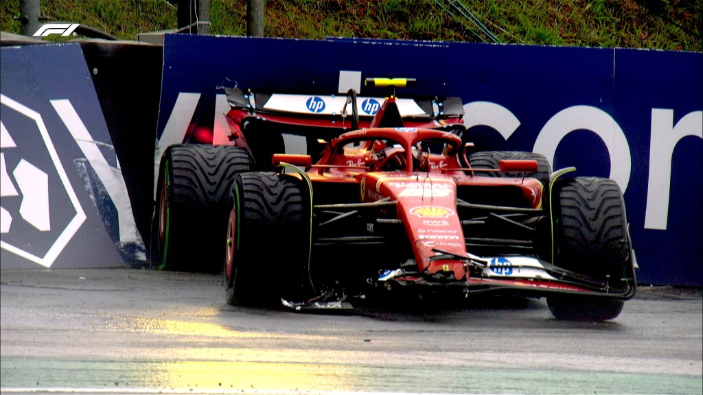 Carlos Sainz abandonó el GP de Brasil