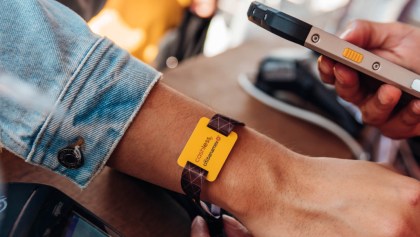 Pasos para recargar tu pulsera Cashless para el Corona Capital 2024 en línea