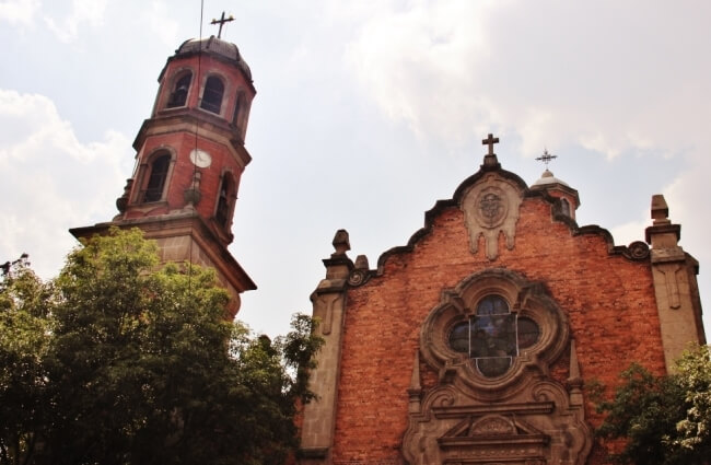 La insospechada historia de San Pedro de los Pinos