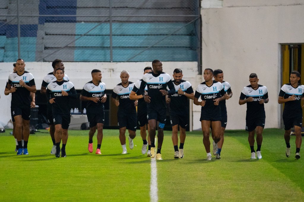 Honduras recibe a México en el Estadio General Francisco Morazán