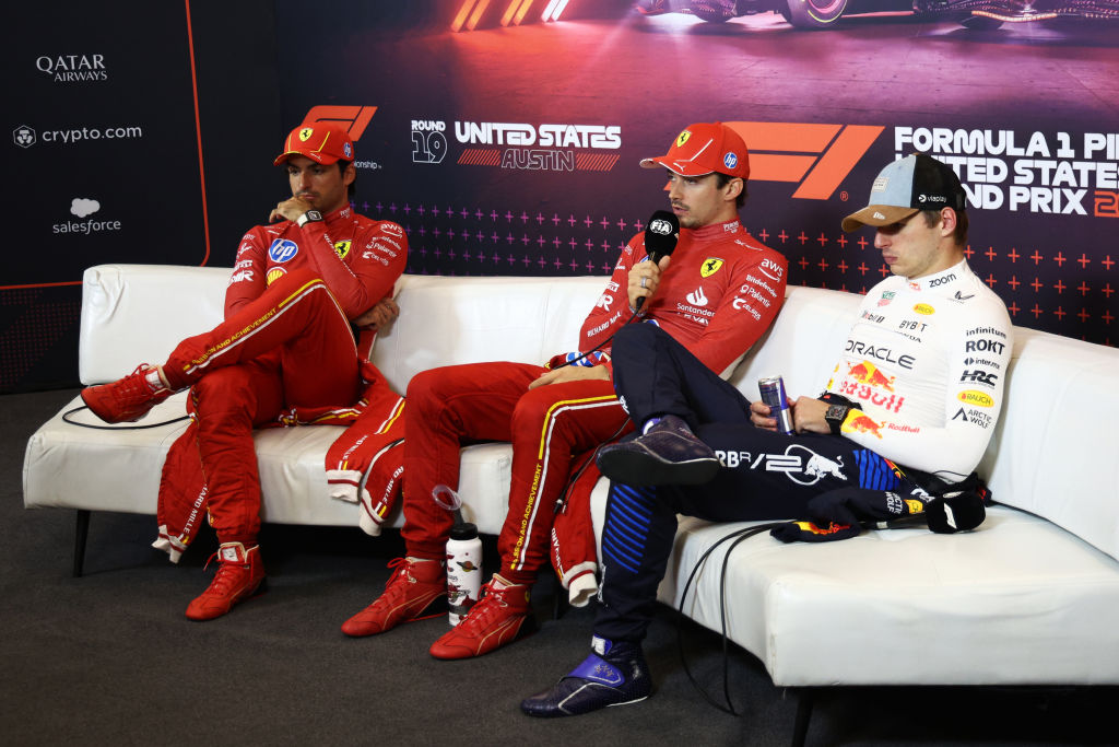 Max Verstappen y Charles Leclerc en conferencia de prensa