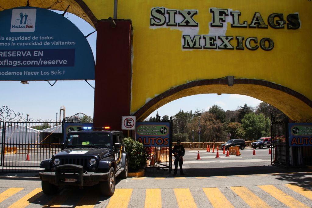 Joven muere al bajar de Superman en Six Flags México