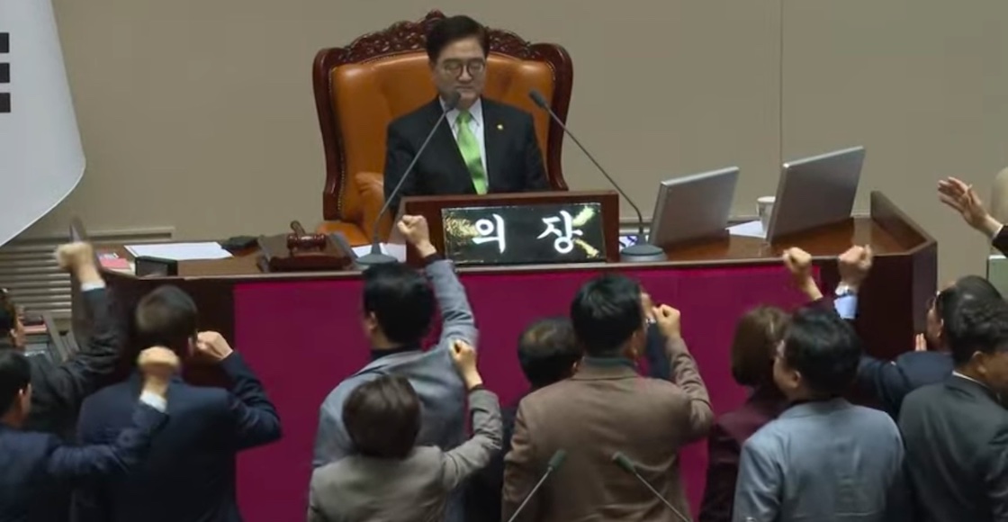 Parlamento de Corea del Sur destituye a presidente interino