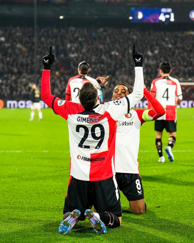 Así fue el gol de Santi Giménez con el Feyenoord en la Champions League