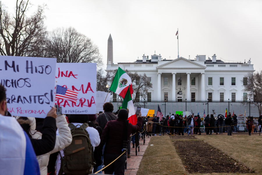 Una más: Trump dice que quitará la ciudadanía por nacimiento en Estados Unidos