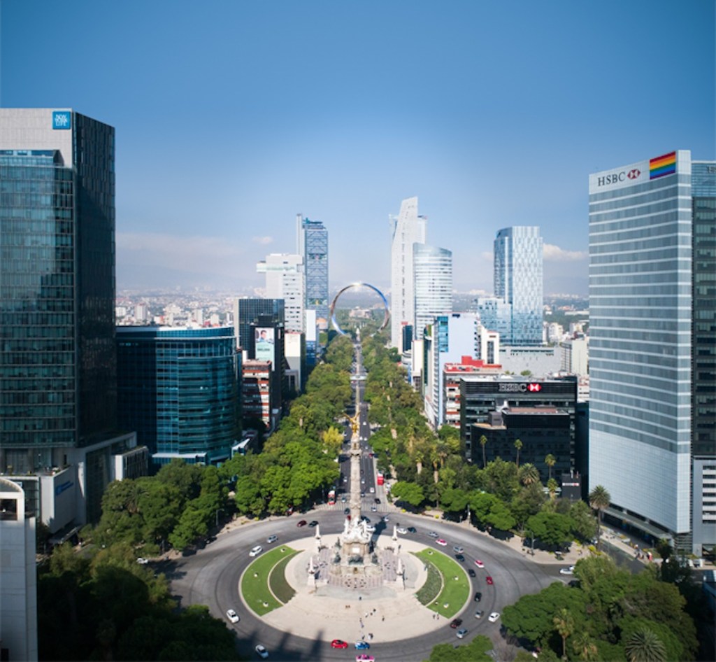 Así se hubiera visto el Arco Bicentenario desde el Ángel de la Independencia.