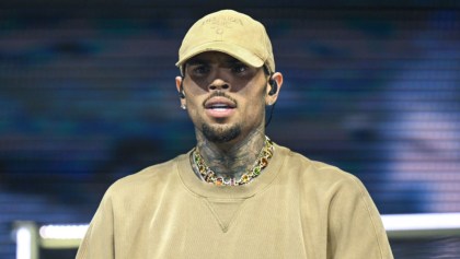 Tsss: Chris Brown demanda a Warner Bros Discovery por 500 millones de dólares