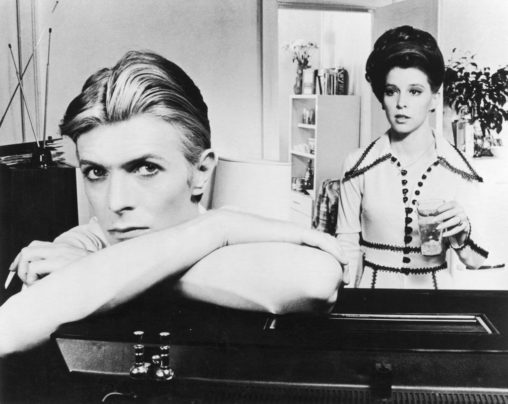 "Lazarus": La canción con la que David Bowie se despidió de este plano