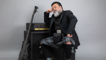 Micky Huidobro estrena su proyecto en solitario 'El Gentleman del Rock'