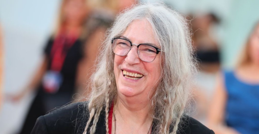 Patti Smith se desmaya durante concierto en Brasil; afirma que está bien