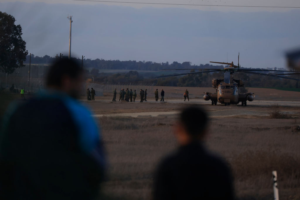 Tres rehenes son liberadas en Gaza luego de acuerdo a cese al fuego