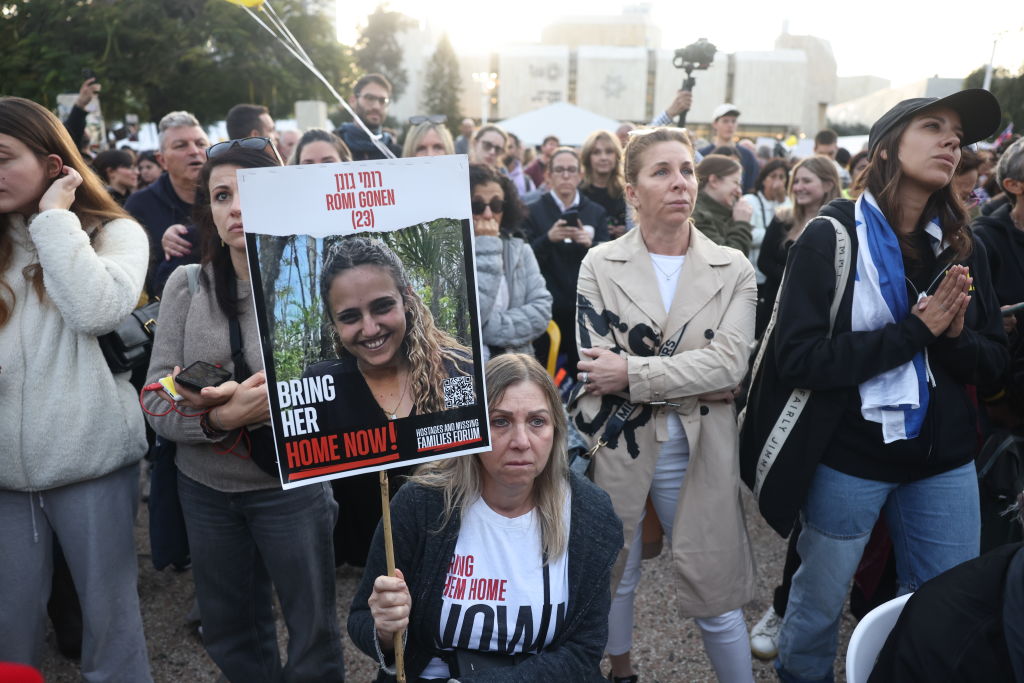 Tres rehenes son liberadas en Gaza luego de acuerdo a cese al fuego