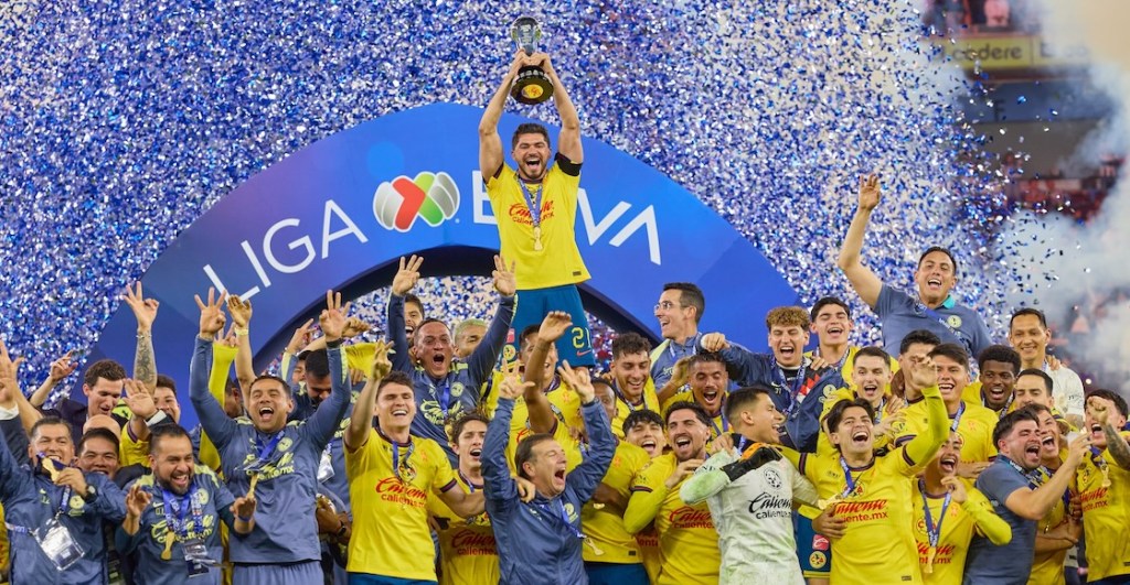 América tricampeón