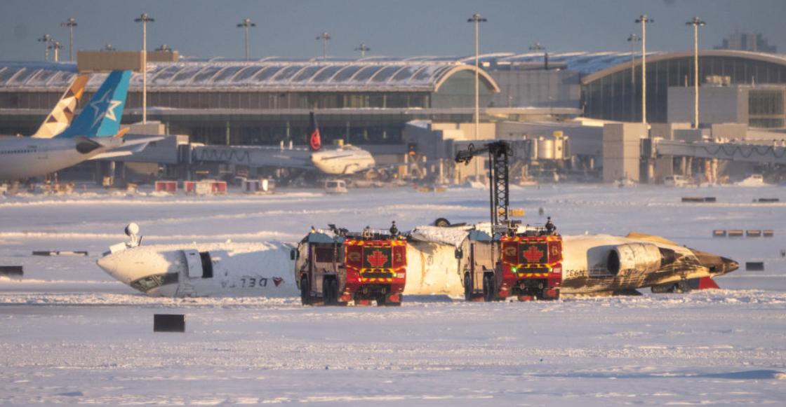 Delta Airlines ofrece 30 mil dólares a pasajeros del avión que se accidentó en Toronto