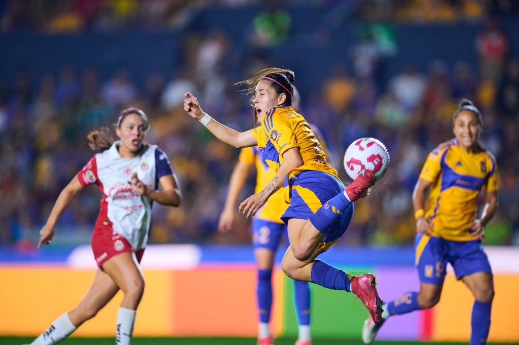 Camaroncín: El gol de Jacqueline Ovalle que aspira al Puskás