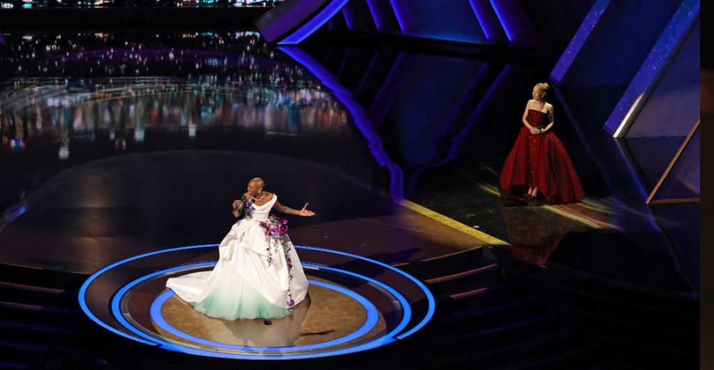 oscars 2025 inicio de la ceremonia con cynthia erivo y ariana grande